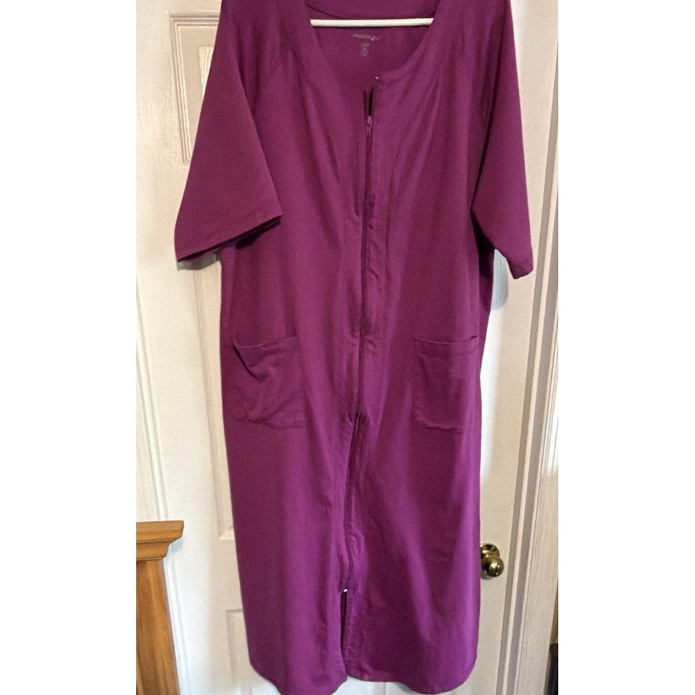 Dreams & Co Women's Purple Solid Zip Front Short Sleeve Long Robe w/ Pockets 1X - Picture 5 of 6
